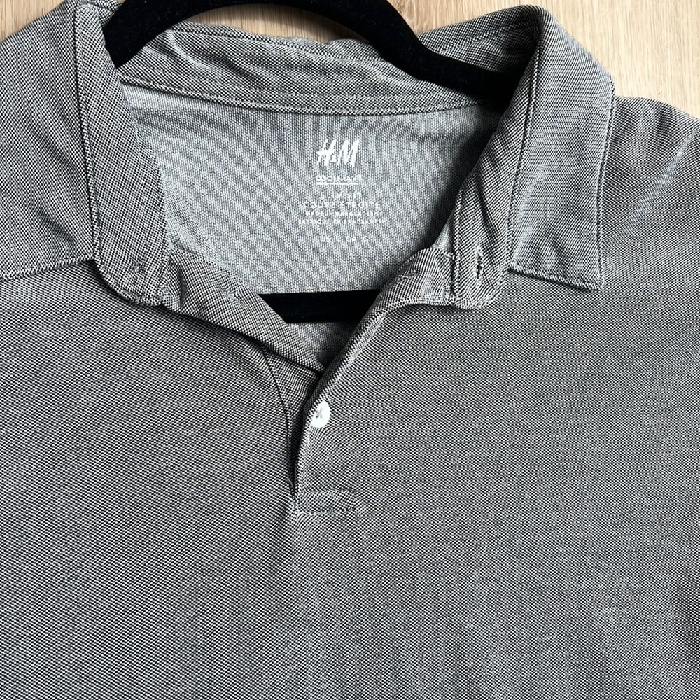 H&M gray silver polo